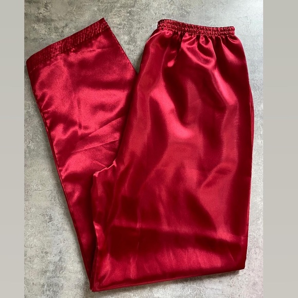 Gorgeous silky PJ set - Picture 8 of 13